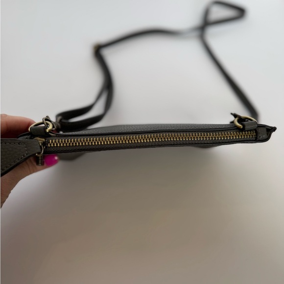 Joy Suzan crossbody wallet - Picture 4 of 8